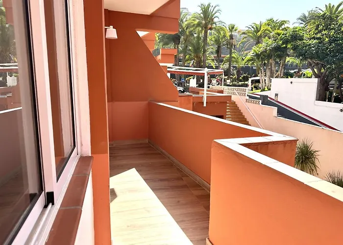 Pink Alta Apartment With Pool